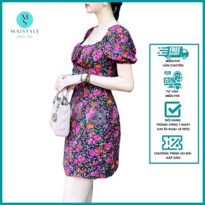 Váy hoa nhí MAISTYLE đầm body hoa nhí tay phồng cổ vuông trễ vai thiết kế đẹp dáng ngắn MY1113-5