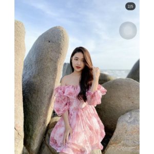 Váy trễ vai buộc dây hoa hồng-3