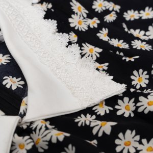 Váy hoa nhí HECCI phối cổ ren dáng xòe nữ tính V72-8