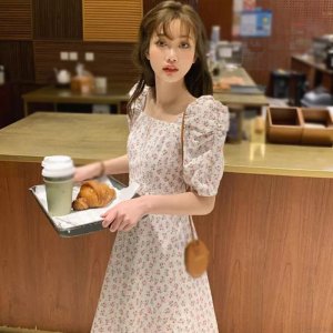 Váy Đầm Tay Ngắn Cổ Vuông Họa Tiết Hoa Xinh Xắn Cho Nữ-4