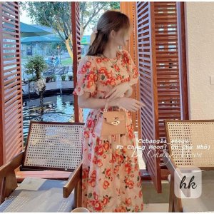 Váy hoa đỏ xếp ly ngực màu mới hot hit 2022 tay bồng siêu xinh-4