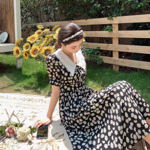 Váy hoa nhí HECCI phối cổ ren dáng xòe nữ tính V72-2