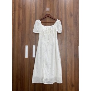 Đầm - váy trắng hoa hồng xẻ đùi-5