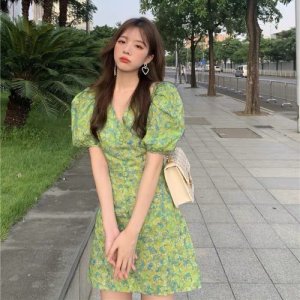 Váy đầm hoa xanh cổ V cúc bọc hàng đẹp V132-2