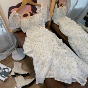 Đầm Maxi Hoa Nhí Vàng/ Váy Maxi Cổ Vuông Tay Bồng Lưng Chun Thun Sẵn Mút Siêu Yêu-2