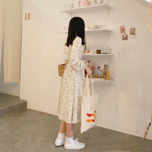 VÁY TRẮNG HOA NHÍ CỎ BABYDOLL DÁNG DÀI BODY , ĐẦM THIẾT KẾ DỰ TIỆC TAY DÀI DÁNG VINTAGE-7