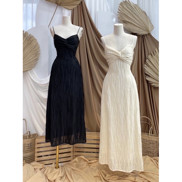 [Mã 55FASHIONSALE giảm 12% đơn 99K] VÁY 2 Dây BASIC xoắn ngực [Moment House]-2