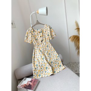 Váy hoa nhí dáng xòe trên đầu gối cổ vuông tay voan đính cúc dừa chất liệu thô lụa mềm mịn thiết kế Eva Lover-8