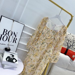 Đầm maxi đi biển, váy hoa nhí vintage dáng dài cổ vuông chất liệu voan thoáng mát mặc được hai kiểu đi biển đi chơi-4