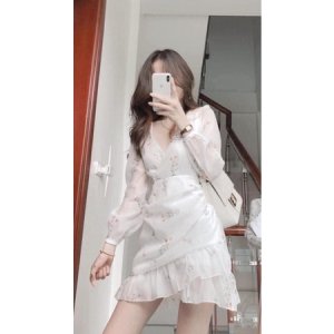 VÁY VOAN TRẮNG HOA NHÍ CỔ V VẠT BÈO-2