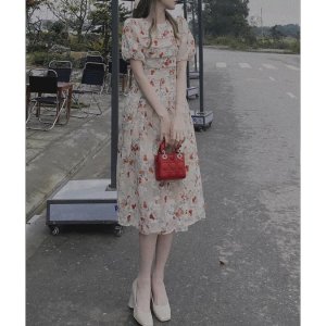 Váy Hoa Đỏ Xếp Ly Ngực Vintage-8