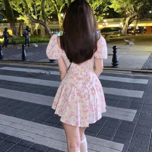 Đầm Ngắn In Hoa Trễ Vai Quyến Rũ Thời Trang Cho Nữ-8