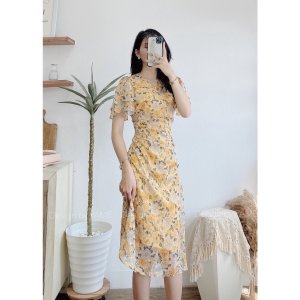 NHIỀU MẪU Váy đầm hoa ngắn tay dáng dài cổ tròn đính nơ cách điệu eo Lucie YAME màu vàng, trắng kem-4