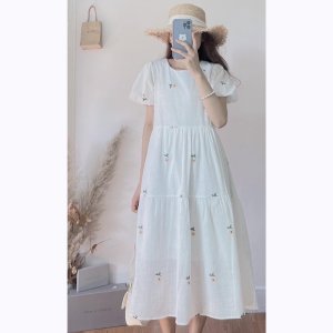 Váy Babydoll Thêu Hoa Tay Bồng, Váy Xoè Trắng-2