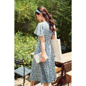 Váy hoa nhí xanh cô V xẻ tà trước TIINSTORE V0T283-3