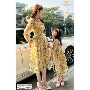 Combo váy hoa dập li mẹ và bé - DOLCE VIVA COLLECTION( kèm video và ảnh sàn )-4