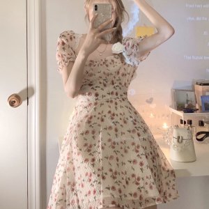 Váy hoa nhỉ hở lưng tay bồng viền ren hot trend- Hàng QC-5