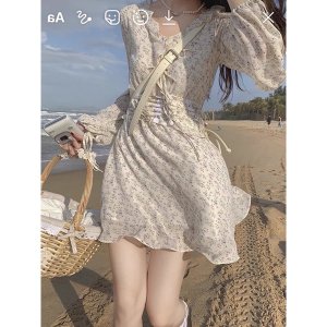[Mã 55FASHIONSALE giảm 12% đơn 99K] Váy hoa nhí tím kèm corset siêu xinh-1