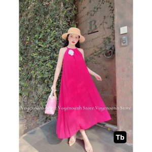 Maxi xốp nhăn cổ yếm dáng xòe kèm hoa xinh-4