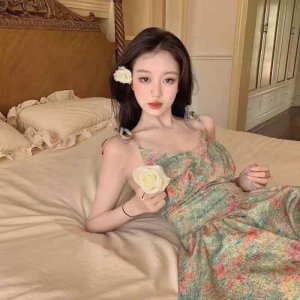 Đầm Hai Dây Họa Tiết Hoa Phong Cách Mới 2022 Cho Nữ-4