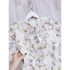 VÁY VOAN TƠ HOA VÀNG NHÍ CỔ BÈO NƠ-7