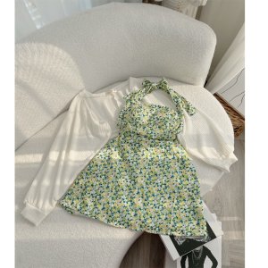 Set váy cổ yếm đầm midi hoa nhí xanh kèm áo khoác cardigan sang chảnh đi chơi du lịch-6