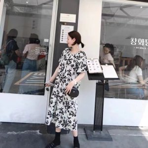 Váy maxi hoa tay phồng Lily-7