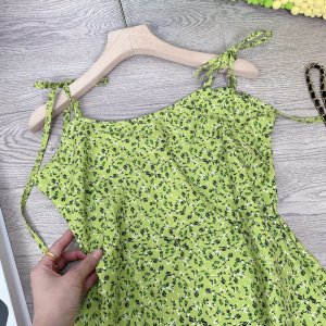 Váy Hoa Hai Dây Màu Xanh Cốm ,Xẻ Vạt Tiểu Thư-3