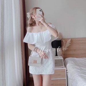 VÁY XỐP TRỄ VAI HOA NỔI MÀU TRẮNG XINH YÊU-3