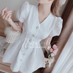 Váy trắng hở lưng chất gấm xốp in hoa nổi đầm dự tiệc-4