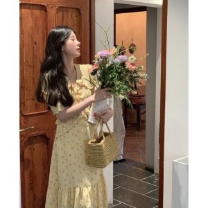 [ẢNH THẬT] VÁY HOA VÀNG PHỐI BÈO DÁNG DÀI CHÂN CÁ VHVBDC-3