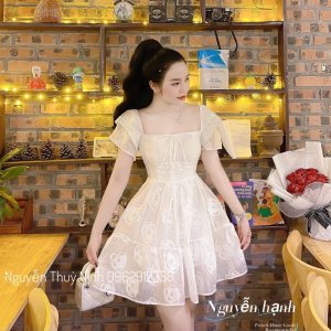 Váy tơ hoa nổi tay ren dáng xoè dự tiệc cực xinh-4