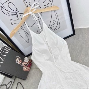 váy yếm hoa nổi-7