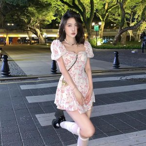 Váy hoa mùa hè, váy công chúa tay phồng và váy trễ vai gợi cảm-2