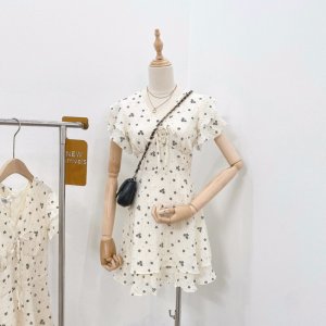 Váy Hoa Nhí Nữ Tính Mùa Hè-4