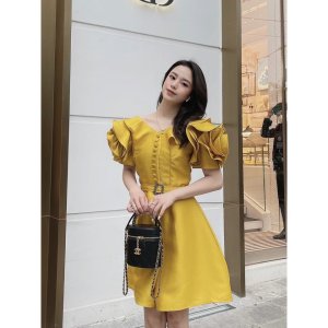 Váy tafta tay hoa kèm đai-6