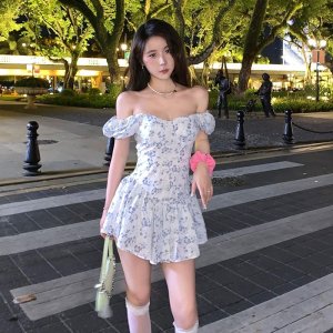 Váy hoa mùa hè, váy công chúa tay phồng và váy trễ vai gợi cảm-7