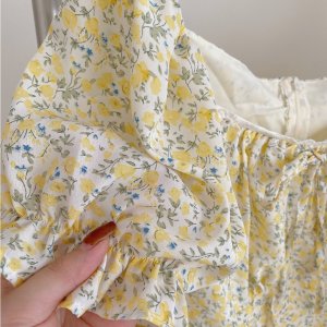 Đầm hoa nhí tay cộc, váy dáng ngắn hai lớp Emmei v132-7