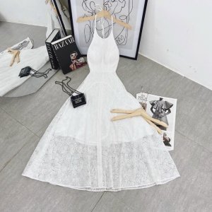 váy yếm hoa nổi-8