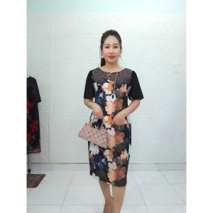Mã VH002 Váy Đầm trung niên hoạ tiết 3in 3D, kết Đá kim sa ,sang chảnh ,vải Umi co giãn mềm mịn mát-3