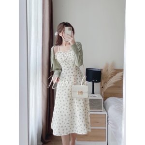 Set 2 Món Váy Hoa Đũi Mix Áo Khoác Thun Hit Hot-4