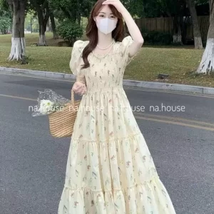 Đầm hoa nhí dáng dài cổ vuông bo chun eo đi chơi đi biển Nahouse váy maxi nữ xốp xòe thiết kế đẹp và sang trọng màu nude-2